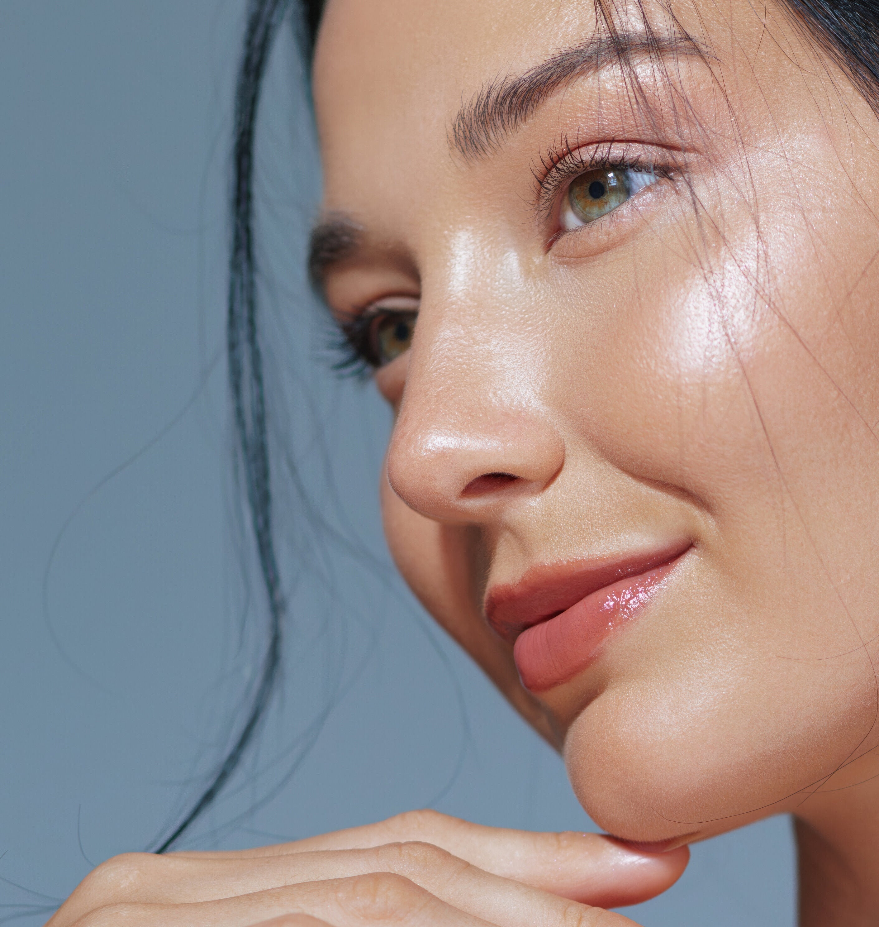 Pelle mista o grassa: errori da evitare e skincare routine efficace